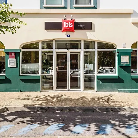 Ibis Saint-jean-de-luz 3* 씨부르