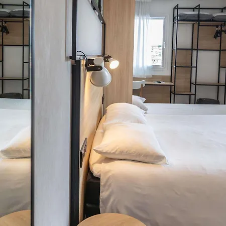 Ibis Saint-jean-de-luz 씨부르