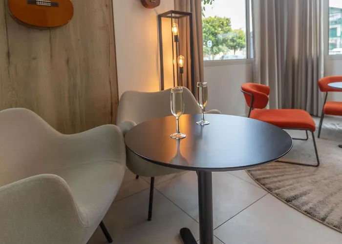 Ibis Saint-jean-de-luz מלון סיבור