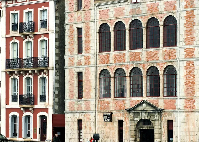 Ibis Saint-jean-de-luz 3*