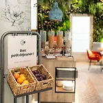 Ibis Saint-jean-de-luz 3* 씨부르