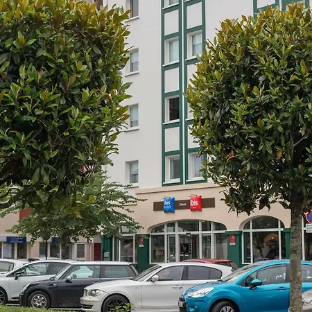 圣让德吕兹锡布尔宜必思酒店 酒店 3*