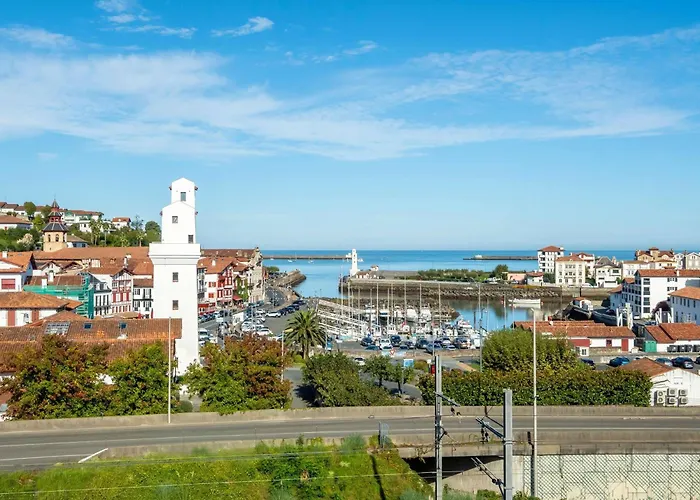 فندق Ibis Saint-jean-de-luz 3*